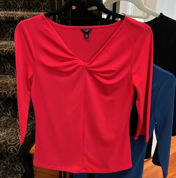 🆕 Ann Taylor Ruched Twist Front RED Blouse Womens Size Large - Picture 1 of 3